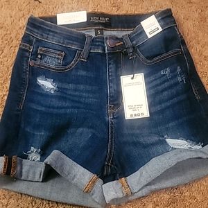 Judy blue Bermuda shorts small